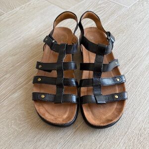 Naturalizer Black Leather Strappy Wedge Sandals Size 7M Comfort Summer Gladiator